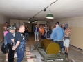 W hali przeładunkowej obserwujemy zachowaną głowicę atomową.